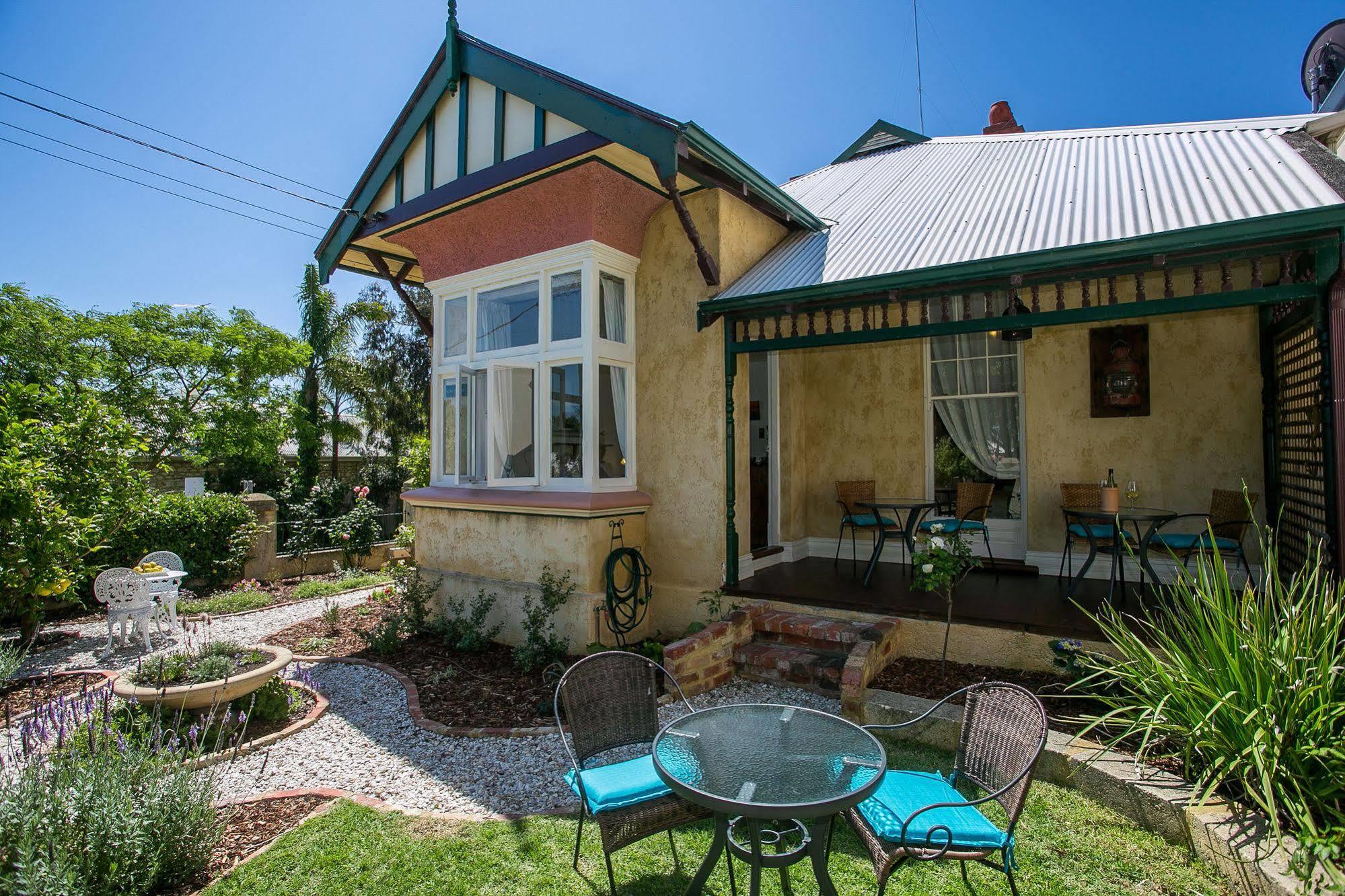 Danum House Villa Fremantle Exterior photo